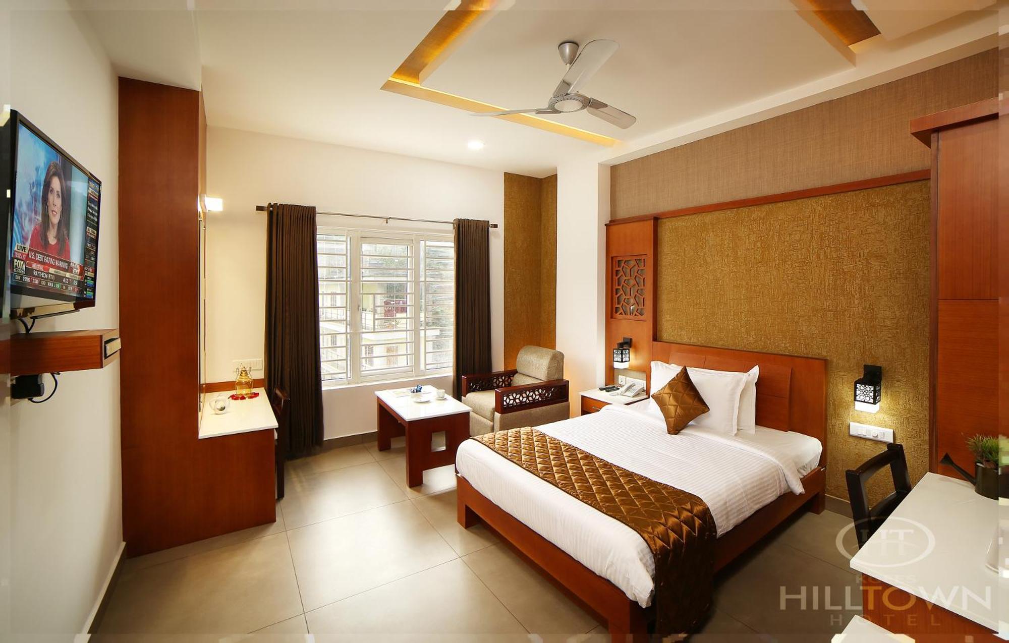 Kgees - Hill Town Hotel Kattappana 外观 照片