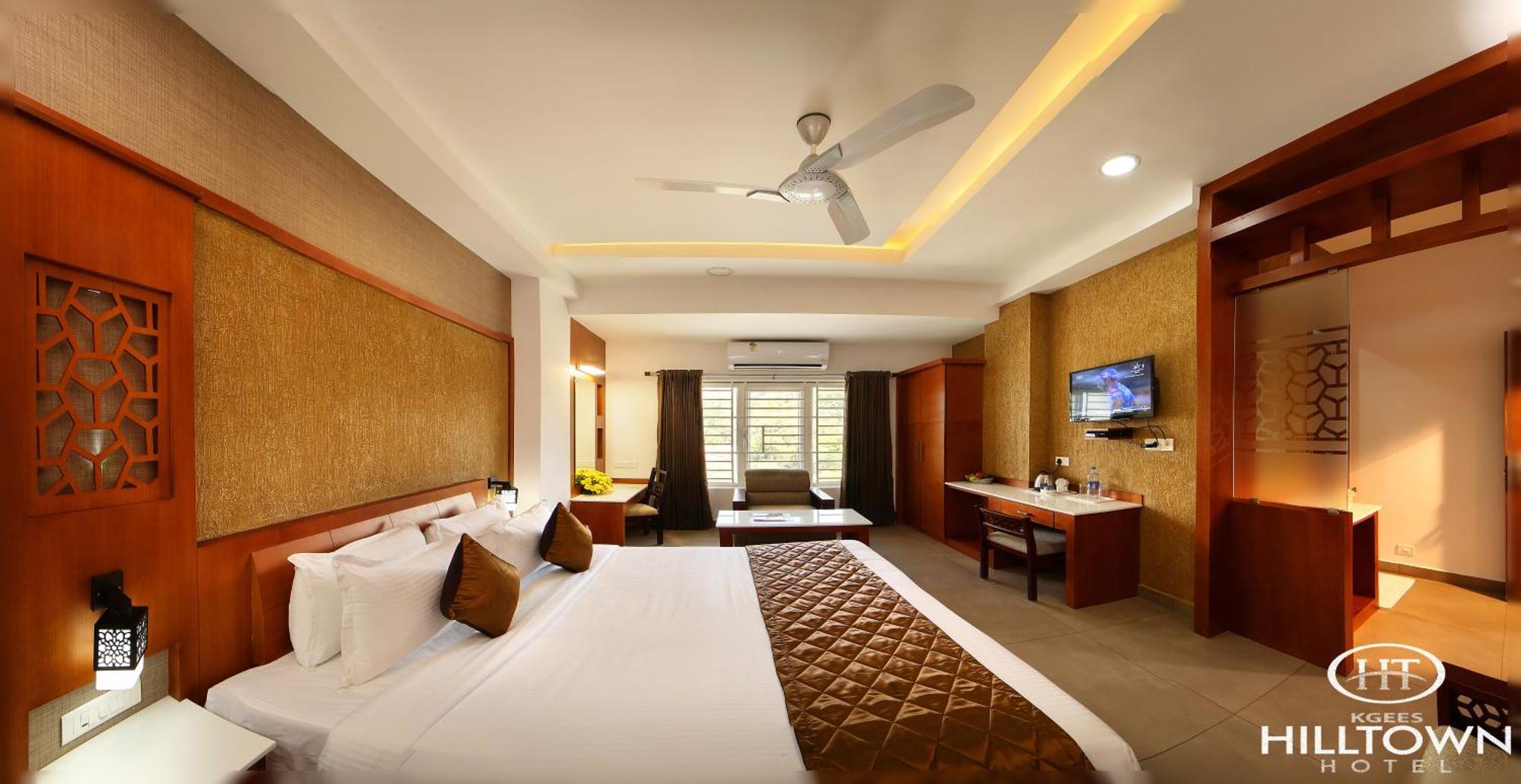 Kgees - Hill Town Hotel Kattappana 外观 照片