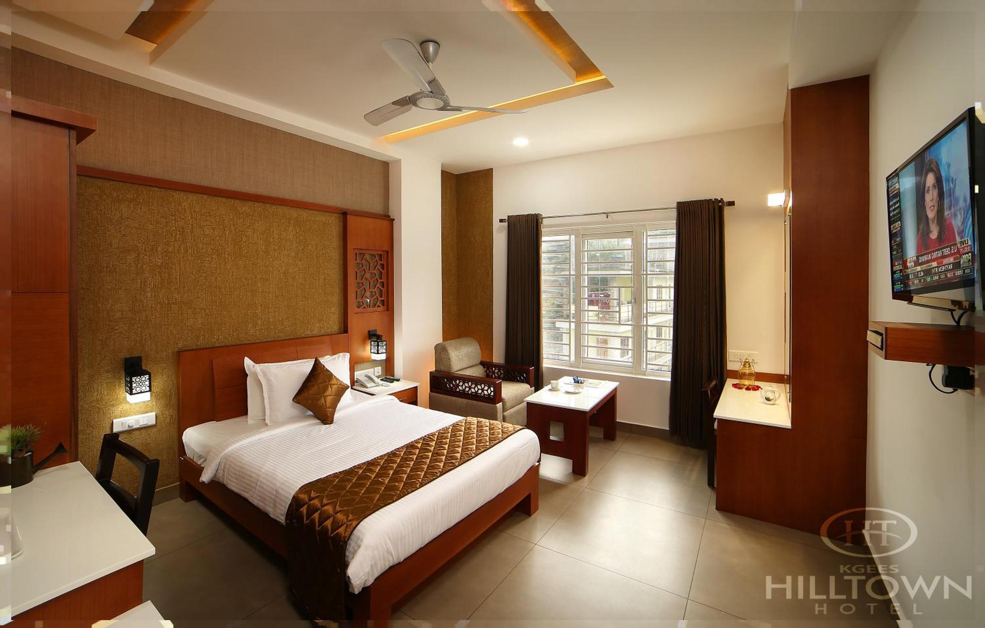 Kgees - Hill Town Hotel Kattappana 外观 照片